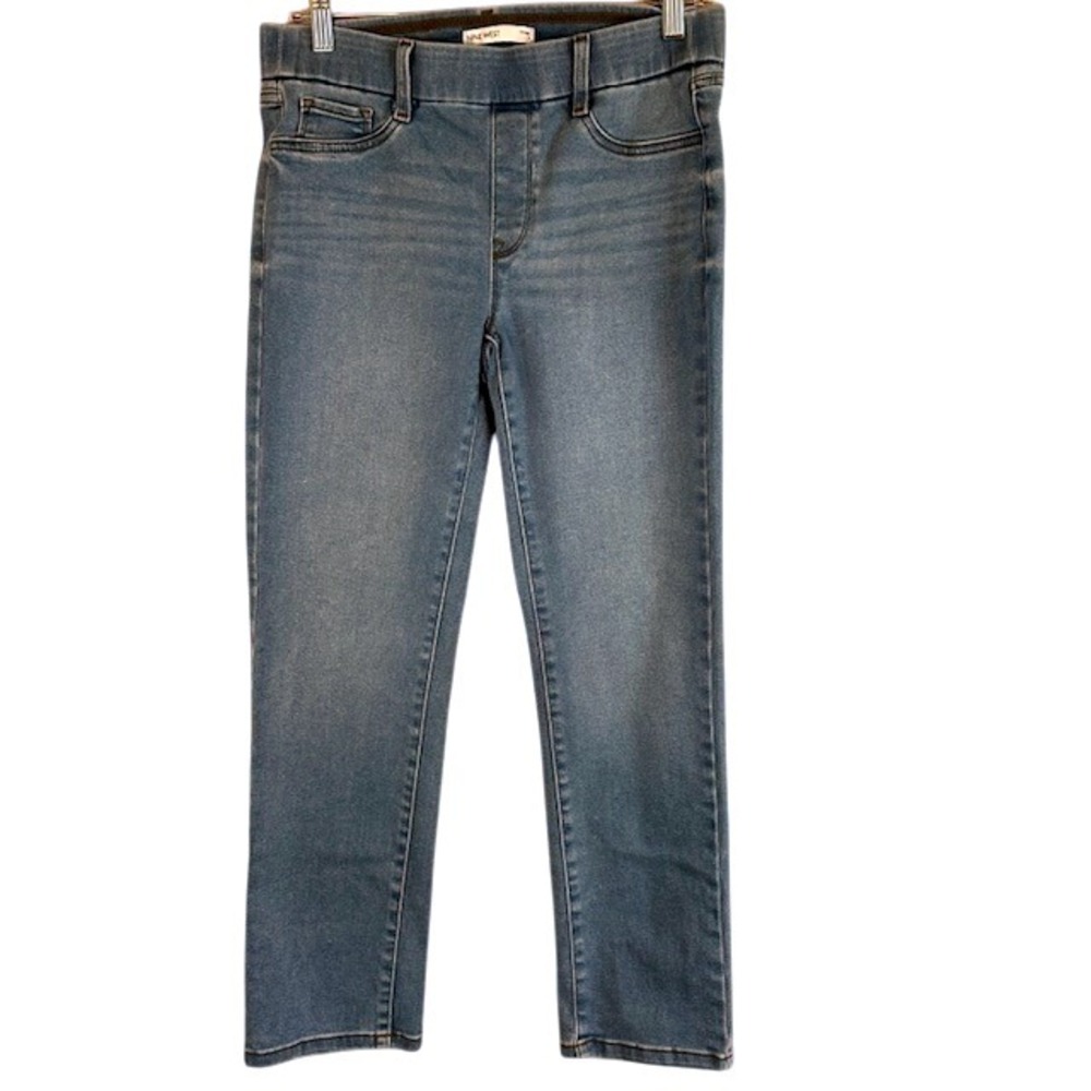 Nine West Women's Pull on Straight Leg Stretch Ankle‎ Jeans 6